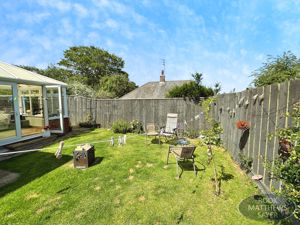 Photo 9- click for photo gallery